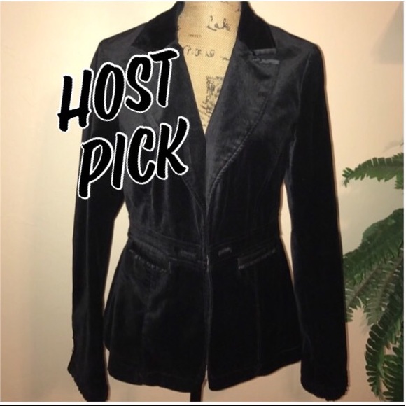 White House Black Market Jackets & Blazers - NWOT WHBM Velvet Jacket